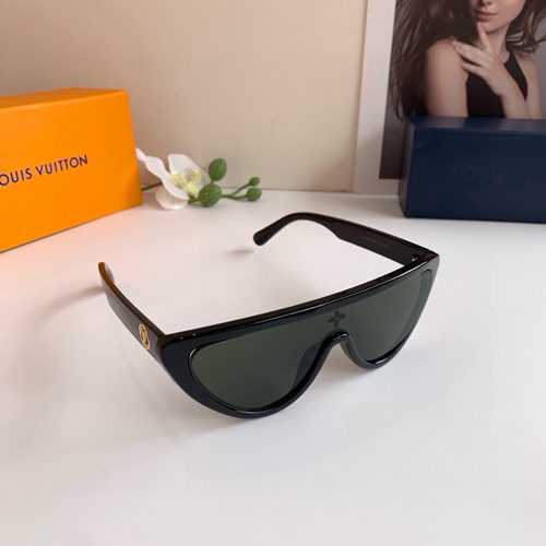 ルイヴィトンサングラス正面デザイン